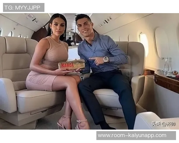 西班牙女子因与C罗女友乔治娜相似而在网络上迅速走红引发关注 西班牙女子因与C罗女友乔治娜相似而在网络上迅速走红引发关注