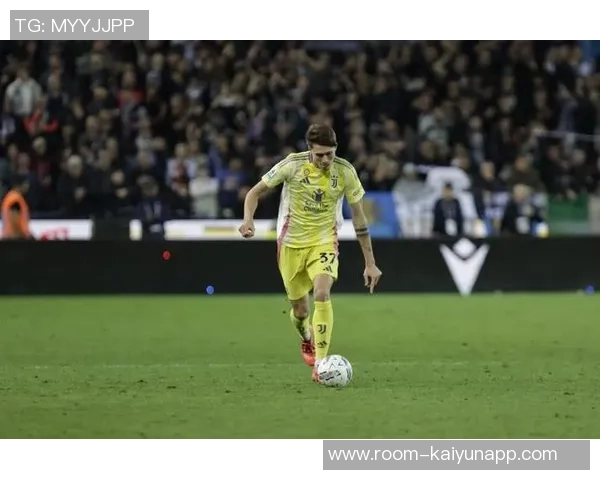 今夏离开尤文的萨沃纳在英超表现出色新援前锋进球数惨淡仅为一球