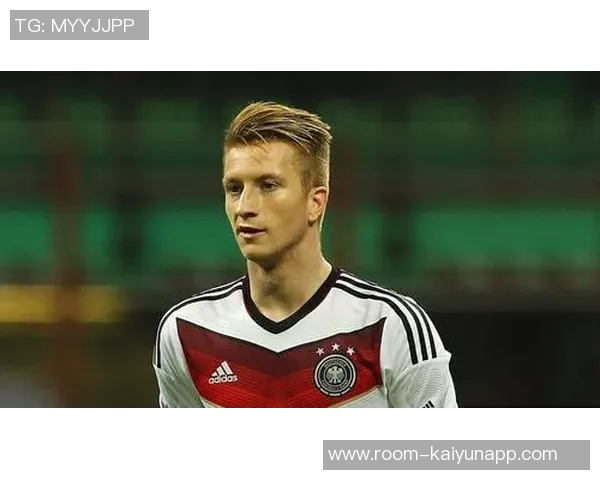 拜尔因轻微肌肉问题缺席多特训练出战黄潜前景不明